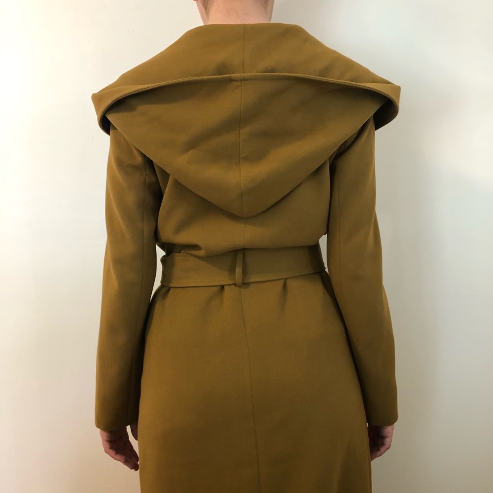 Forever 21 trench coat in mustard - Picture 2 of 2